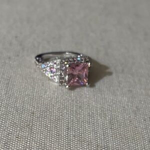 Pink CZ fashion ring